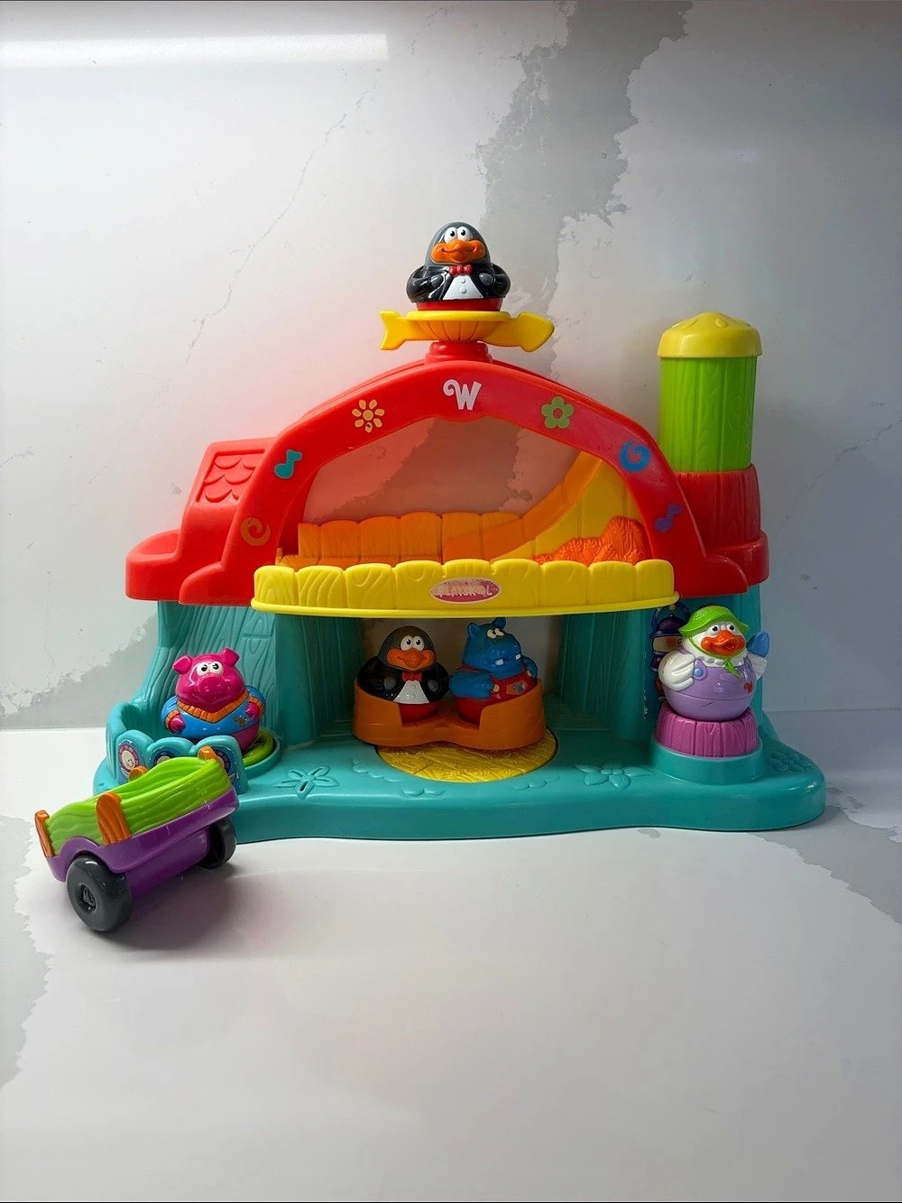 Playskool Weebles Dance Barn-2003